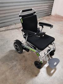 Carrozzina elettrica per disabili per
