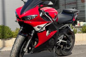 Yamaha YZF-R6 600 – 2004 – 40.000 km