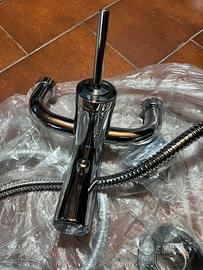 Miscelatore vasca con doccetta