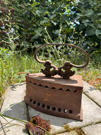 Ferro da stiro a brace