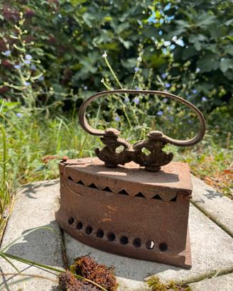 Ferro da stiro a brace