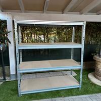 Scaffalatura portata peso oltre 330kg.