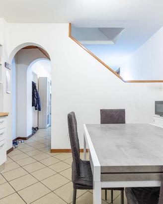Casa indipendente di 101 m² con 5 locali a Lastra 
