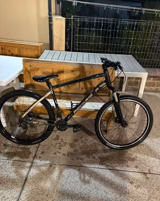 Trek nera 26 freni a disco