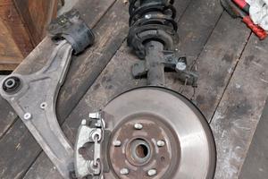 SOSPENSIONE FORD MONDEO 4° SERIE