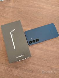 Samsung S25 256gb. Batteria 100%