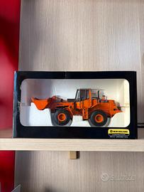 Giocattolo pala gommata New Holland W170