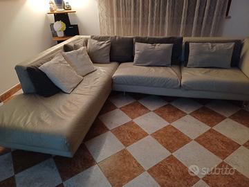 Divano angolare Doimo Salotti in pelle 275x210