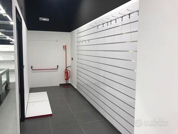 Pannelli dogato bianco  120cm modulari per negozio