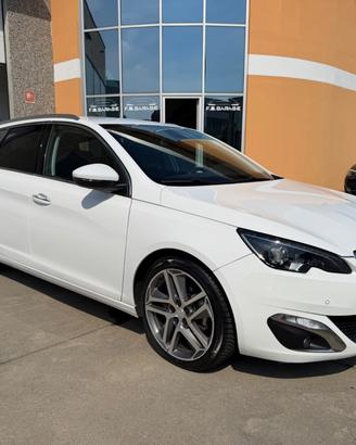 Peugeot 308 BlueHDi 120 S&S EAT6 SW Allure