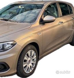 Porta anteriore sinistra Fiat Tipo