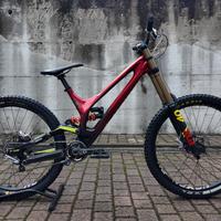 Bici da downhill Specialized demo 8 S-works