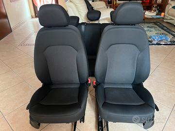 Sedili tappezzeria interni riscaldati Audi A1 8X