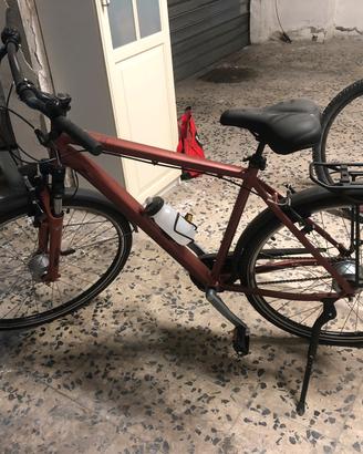 Bicicletta Cube Town Pro Red & Grey
