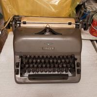 Macchina da scrivere 