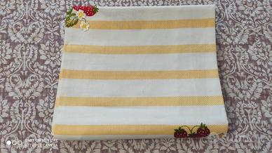 Tovaglia 6 posti + Tovaglioli