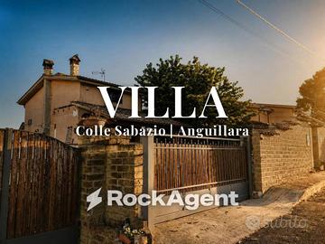 Villa di 180 m² con più di 5 locali e box auto a A