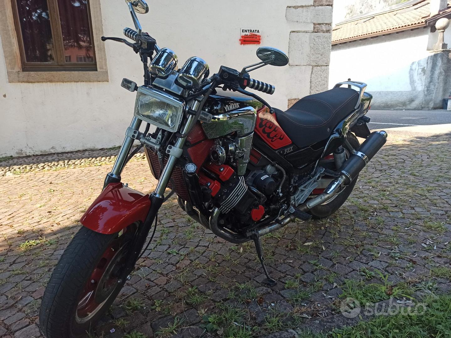 Yamaha FZX 750 1995 Moto e Scooter In vendita a Trento
