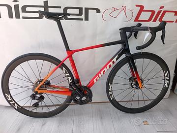 TCR Advanced pro tg S