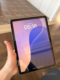 Ipad air 2025 pari al nuovo +apple pencil+cover