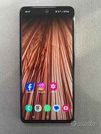 Samsung Galaxy A52 + Galaxy A32