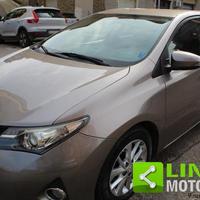 TOYOTA Auris 1.4 D-4D Active