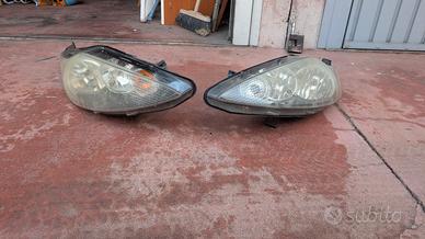 Fari Ford Fiesta mk6 2009 