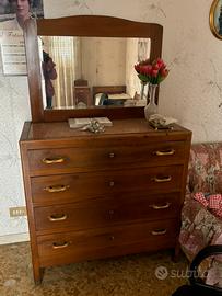 Como’ in legno 4 cassetti con specchio