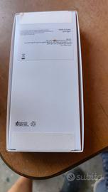 telefono nuovo imballato 