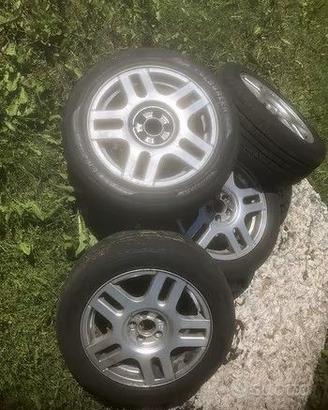 CERCHI in LEGA con pneumatici misura 205 55 R16