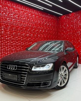 Audi A8 3.0 TDI 258 CV clean diesel quattro tiptro