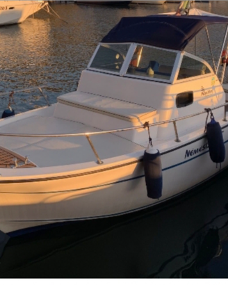 Gozzo Poseidon Nemesis 23 Cabin
