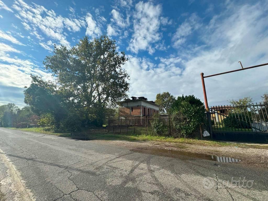 Terreno di 5400 m² a Corbetta - Vista 4