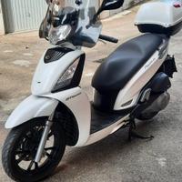 Kymco People 300GTI - COME NUOVO-TAGLIANDATO 12/11