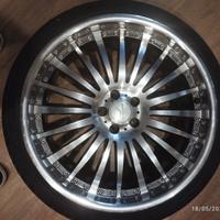 Set 8 gomme usate +4 cerchi  in lega da 19'