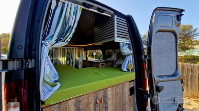 Furgone camperizzato vanlifers,sportivi,romantici