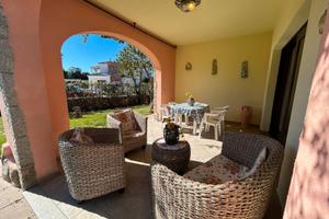 Villetta con giardino comodo al centro