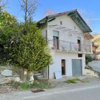 CASA INDIPENDENTE A MONASTERO DI LANZO