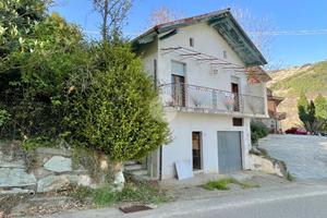 CASA INDIPENDENTE A MONASTERO DI LANZO