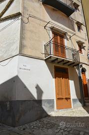 Casa bilivelli