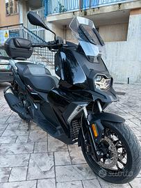 BMW C400X