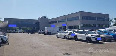 Immobile in asta di 4108 m² a Modena