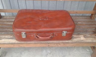 Due antiche valige vecchissime