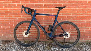 Basso Astra Carbonio - Shimano Ultegra Di2 -Tg. 58