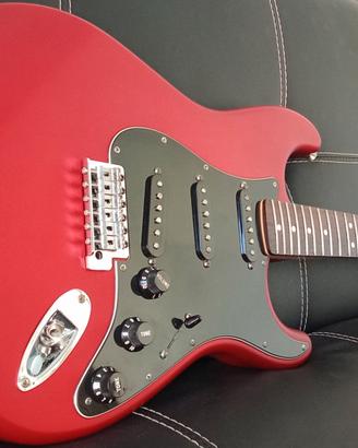 Fender Stratocaster 2005. mex 60th Satin Red