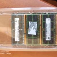 una ram da 4 GB DDR3 e 2 RAM DDR3  2gb 