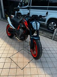 KTM 890 Duke - 2023