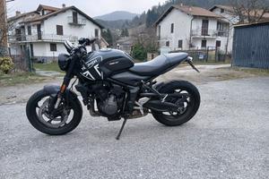 Triumph Trident 660