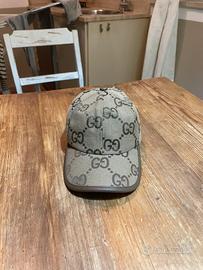 Cappello gucci