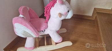 unicorno a dondolo 